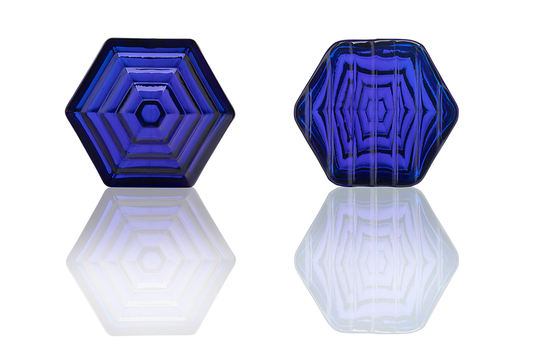 Современный стеклянный кирпич Фальконье модели № 7 производства NWGlass.lab. Фотограф А.В. Стрельников