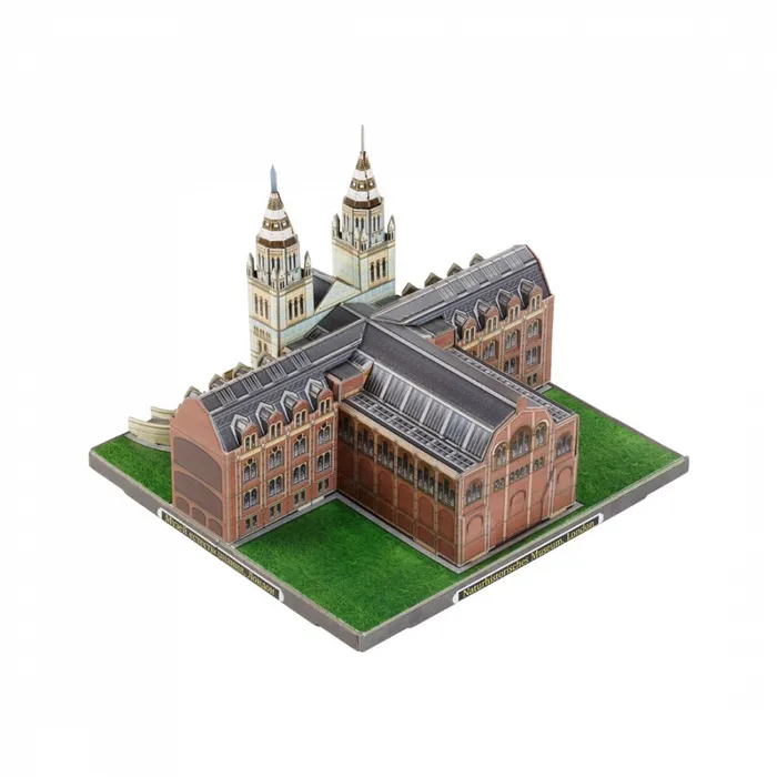 Музей естествознания. Картонная модель