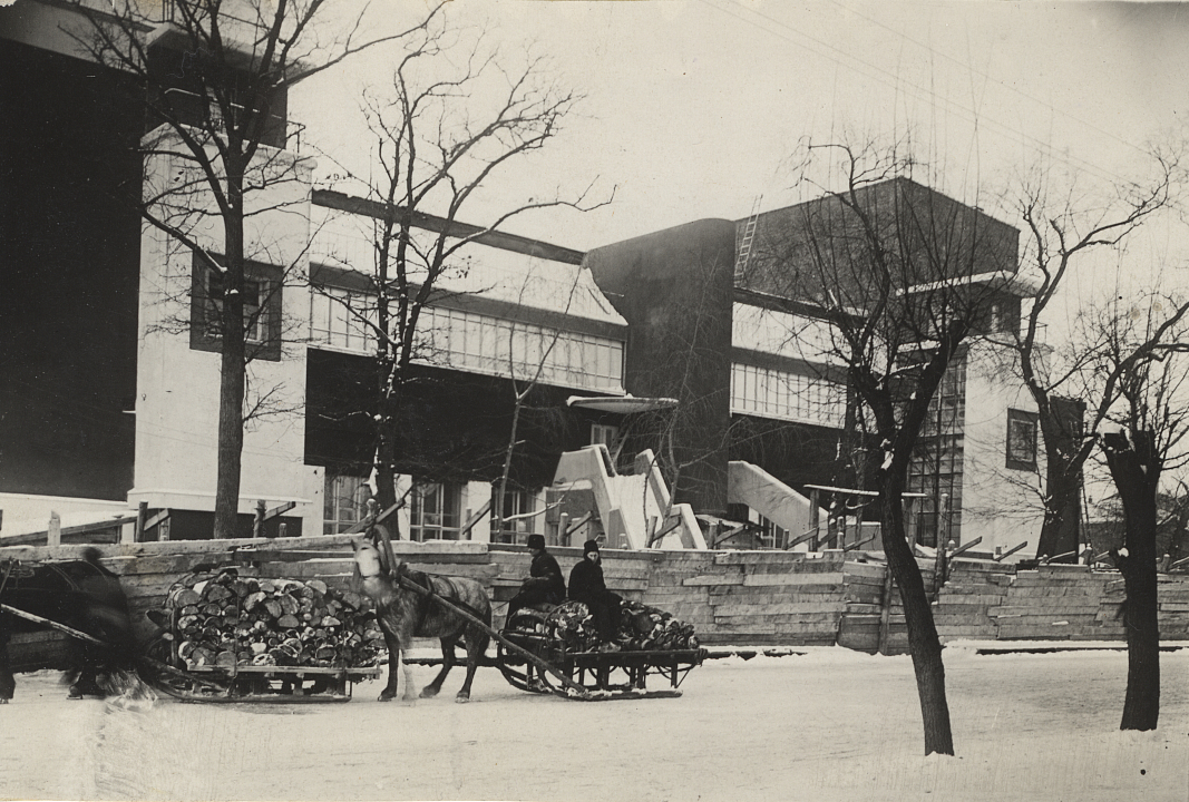 Клуб фабрики «Свобода» в Москве. Вид во время строительства