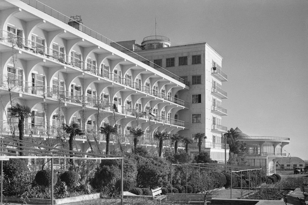 Б.В. Ефимович. Санаторий «Новая Ривьера», 1936. Вид со стороны моря. Фото 1950 года