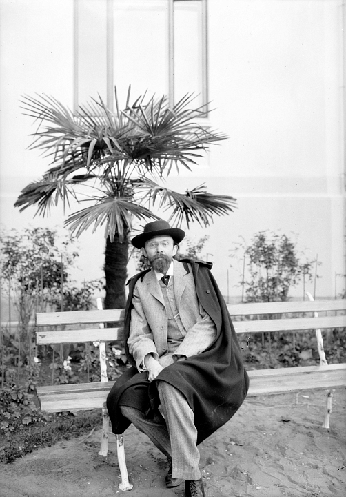 И.А. Иванов-Шиц на отдыхе. 1900-е гг. Из семейного архива А.К. Иванова-Шица